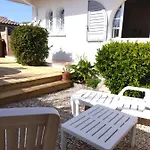Feriehus Jardin/terrasse Cosy Pres Plages Ares