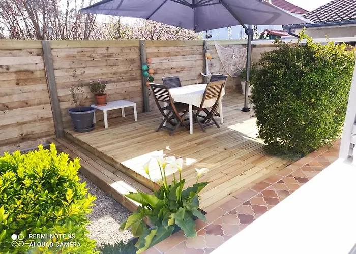 Nyaraló Jardin/terrasse Cosy Pres Plages Arès